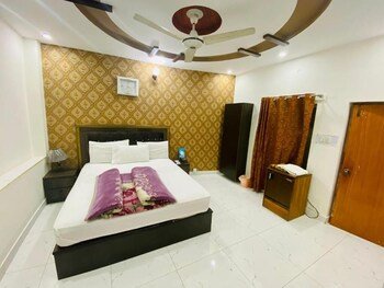 Hotel Mehran