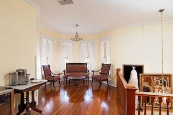 Oaklea Mansion Bed & Breakfast