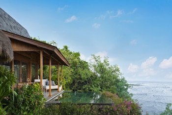 Semaya Beach Resort