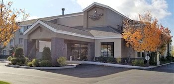 Country Inn & Suites by Radisson, Erie, PA
