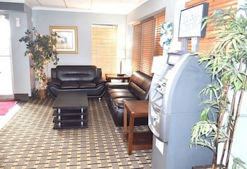 Americas Best Value Inn & Suites St. Cloud