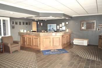 Americas Best Value Inn & Suites St. Cloud