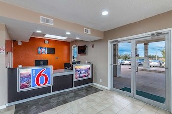 Motel 6 Waxahachie