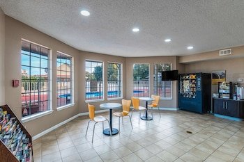 Motel 6 Waxahachie