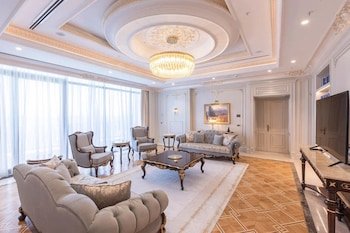 Savitsky Plaza Hotel