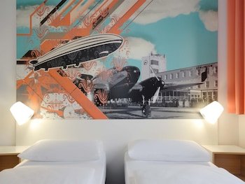B&B HOTEL Böblingen