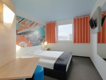 B&B HOTEL Böblingen