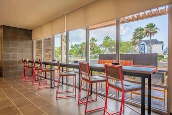 Home2 Suites by Hilton Kingsland