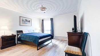 Commons Inn
