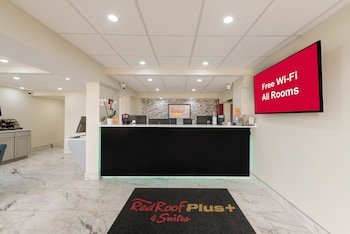 Red Roof PLUS & Suites Virginia Beach - Seaside