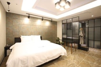 Royal Hotel Jeongeup