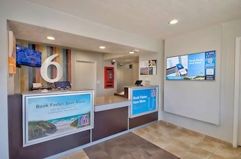 Motel 6 Palmdale