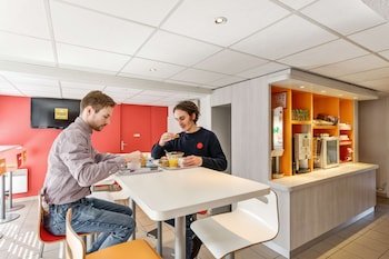 Première Classe Sete-Balaruc