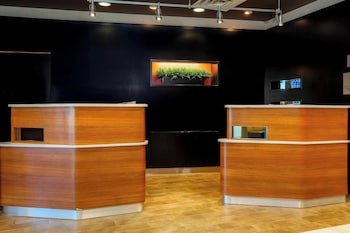 Courtyard Dallas Arlington South