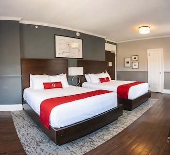 The Queensbury Hotel