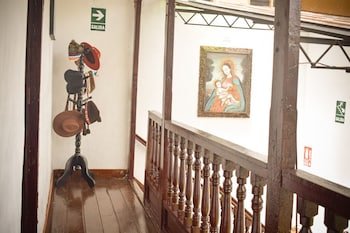 R House Valle Sagrado Private Collection