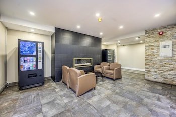 Travelodge by Wyndham Sarnia
