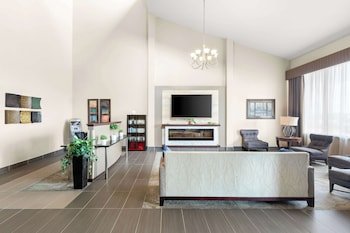Best Western West Towne Suites