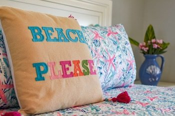 Barefoot Hideaway
