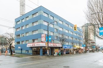 English Bay Hotel
