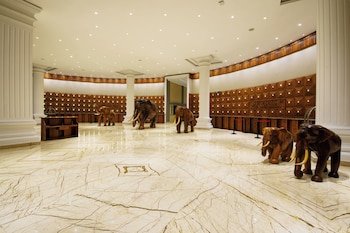 Araliya Beach Resort & Spa