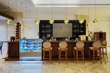 Araliya Beach Resort & Spa