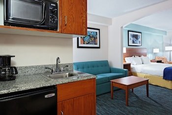 Holiday Inn Express & Suites Richmand - Brandermill - Hull Street