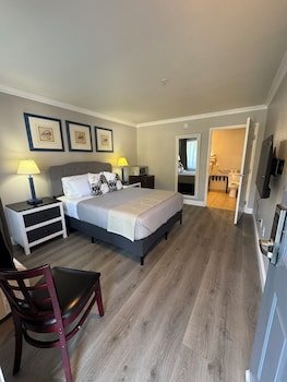 Oceano Inn