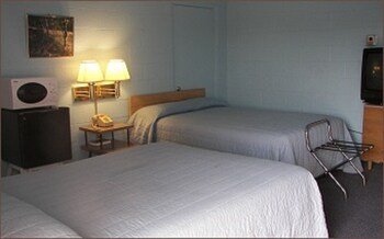 Holiday Host motel & RV Park