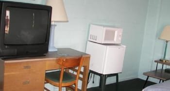 Holiday Host motel & RV Park