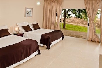 Lake Safari Lodge