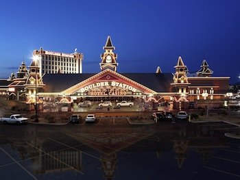 Boulder Station