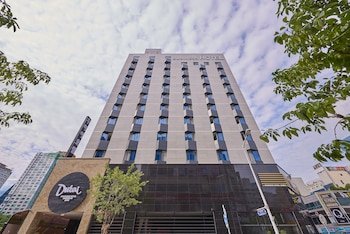 Dubai Hotel