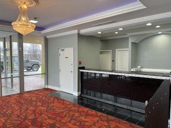 Hotel Morgantown & Conference Center