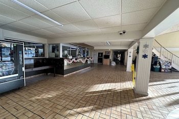 River Valley Inn and Suites By Belvilla
