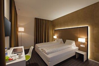 b smart motel