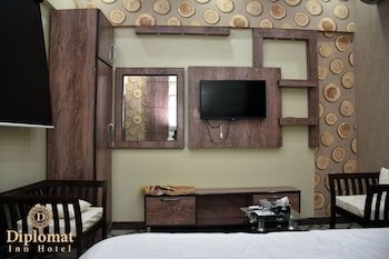 Diplomat Inn Hotel