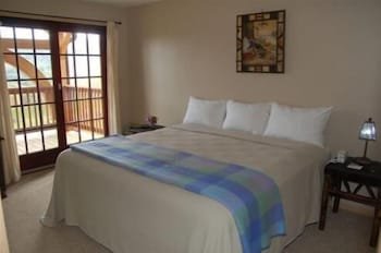 August Lodge