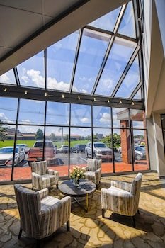 Euro-Suites Hotel