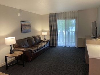 Best Western Lake Lucille Inn