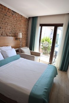 Sardinia Hotel