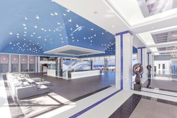 Atrium Platinum