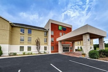 Holiday Inn Express Hotel & Suites Crossville