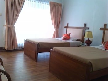 Lawkanat Hotel