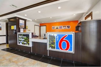 Motel 6 Lodi