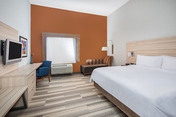 Holiday Inn Express & Suites Ontario Airport