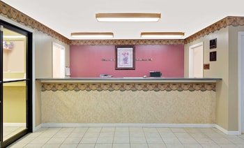 Super 8 by Wyndham Kosciusko