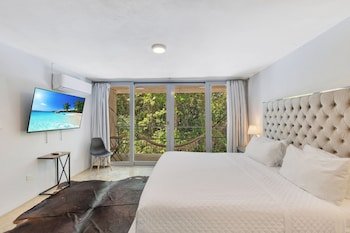 Viento Beach Lodge