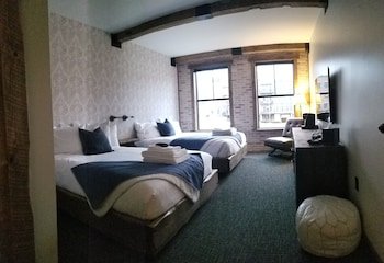Hotel Crosby