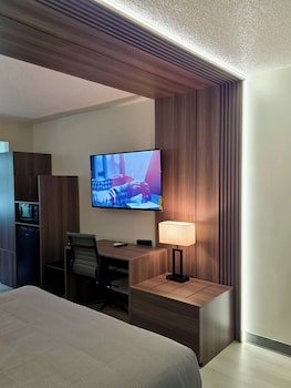 Red Roof Inn & Suites Wyhteville